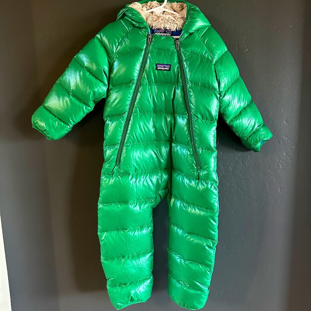 NWT- PATAGONIA Baby Hi-Loft Down Sweater Bunting snow suit